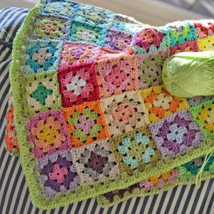 10 colouring tips to make your Bloom blanket rock - CrochetObjet