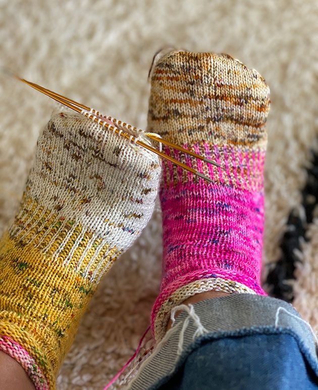 Kitchener stitch on socks knitting